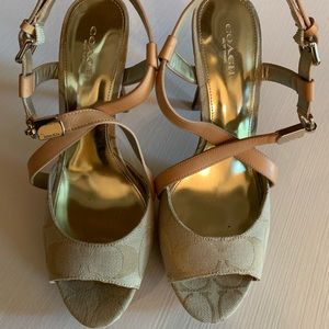Coach high heels tan and light brown